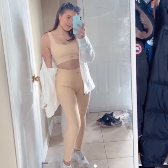 Oh Polly - Bo and tee Down to the Core Collection - Picture 4 of 4